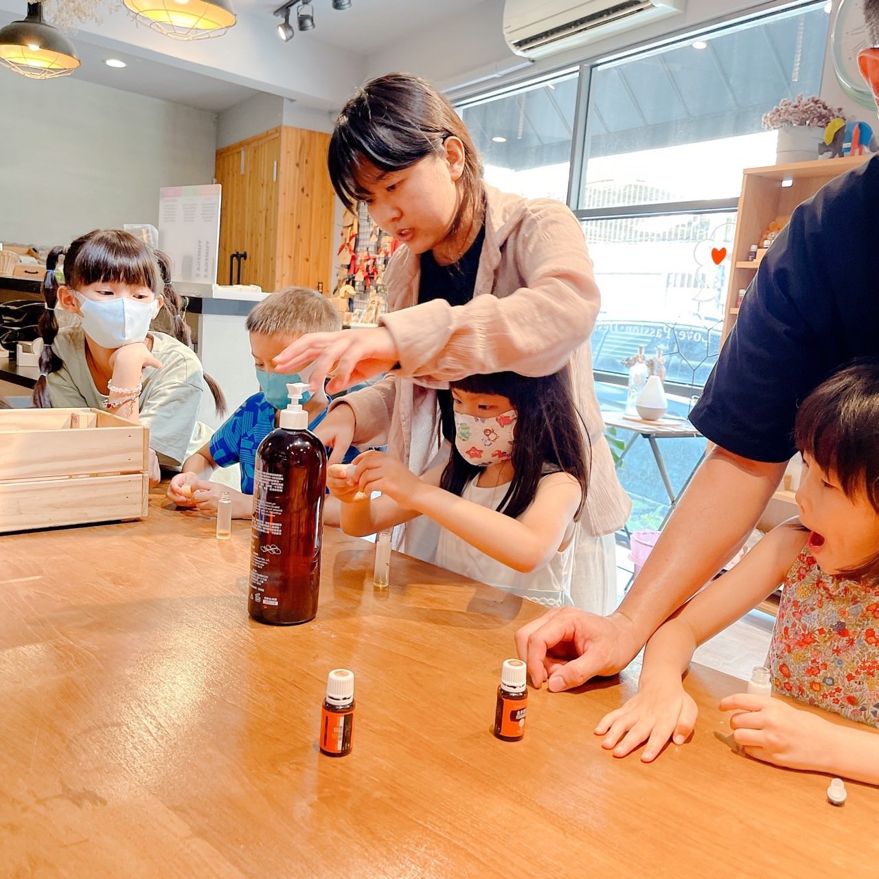 身體的彩虹光-親子身心靈療癒(認識七脈輪) - 第2張圖 身體的彩虹光-親子身心靈療癒(認識七脈輪)